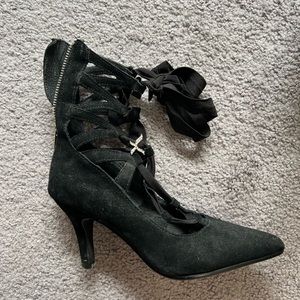 Capezio black Heels size 5